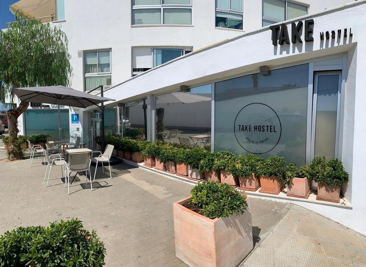 Take Surf Hostel Conil Conil De La Frontera Exterior photo