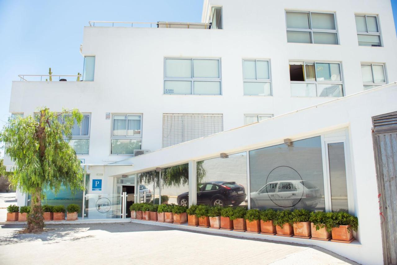 Take Surf Hostel Conil Conil De La Frontera Exterior photo